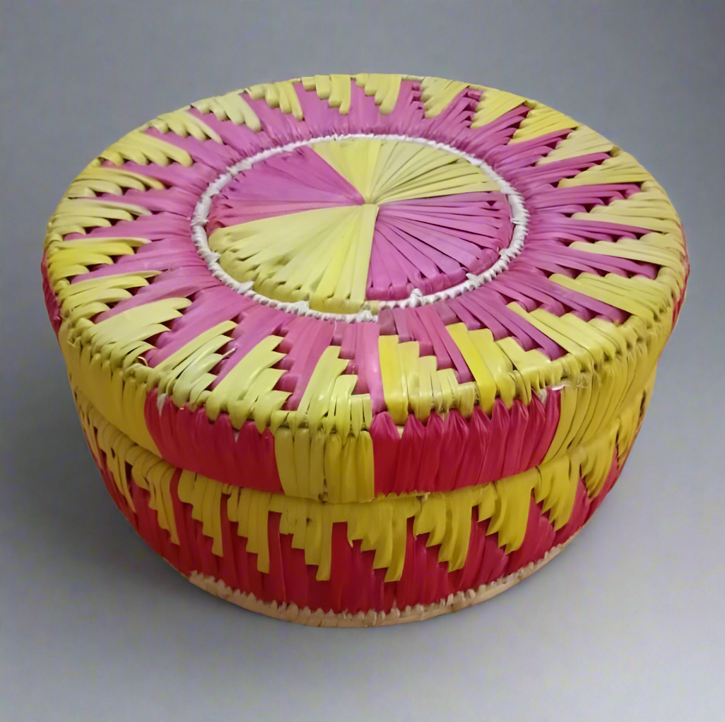 ๐๐ผ๐น๐ผ๐ฟ๐ณ๐๐น ๐๐ฎ๐ป๐ฑ๐บ๐ฎ๐ฑ๐ฒ ๐ช๐ผ๐๐ฒ๐ป ๐๐ผ๐๐ฝ๐ผ๐