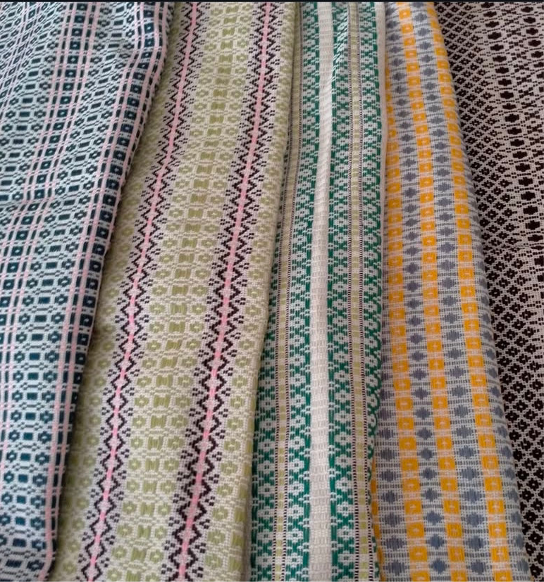 ๐ฉ๐ฎ๐ฟ๐ถ๐ฒ๐๐ ๐ฆ๐ฒ๐ ๐ข๐ณ ๐๐ฎ๐ป๐ฑ๐บ๐ฎ๐ฑ๐ฒ ๐๐ต๐ฒ๐ ๐ฆ๐๐ฟ๐ผ๐น๐น๐ฒ๐ฟ๐