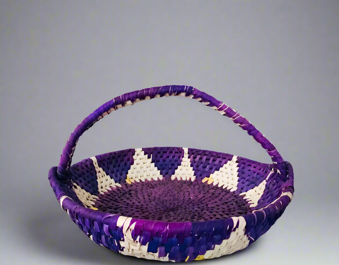 ๐๐ฎ๐ป๐ฑ๐๐ผ๐๐ฒ๐ป ๐๐ฟ๐๐ถ๐ ๐๐ฎ๐๐ธ๐ฒ๐ ๐ช๐ถ๐๐ต ๐๐ฎ๐ป๐ฑ๐น๐ฒ ๐๐ฟ๐ผ๐บ ๐๐ฎ๐๐ฒ ๐๐ฒ๐ฎ๐๐ฒ๐