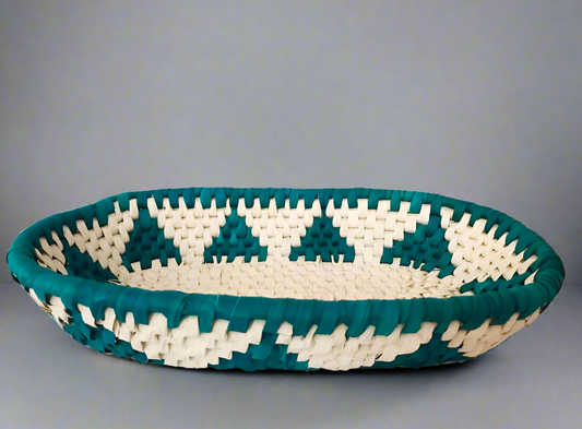 𝗦𝘁𝗮𝘁𝗶𝗼𝗻𝗲𝗿𝘆 𝗕𝗮𝘀𝗸𝗲𝘁 𝗙𝗿𝗼𝗺 𝗗𝗮𝘁𝗲 𝗣𝗮𝗹𝗺 𝗟𝗲𝗮𝘃𝗲𝘀