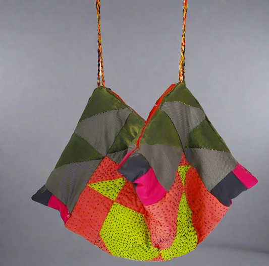 𝗖𝘂𝗹𝘁𝘂𝗿𝗮𝗹 𝗝𝗼𝗴𝗶 𝗦𝗵𝗼𝘂𝗹𝗱𝗲𝗿 𝗕𝗮𝗴