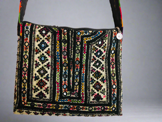 𝗘𝗺𝗯𝗿𝗼𝗶𝗱𝗲𝗿𝗲𝗱 𝗠𝗶𝗿𝗿𝗼𝗿 𝗪𝗼𝗿𝗸 𝗦𝗵𝗼𝘂𝗹𝗱𝗲𝗿 𝗕𝗮𝗴