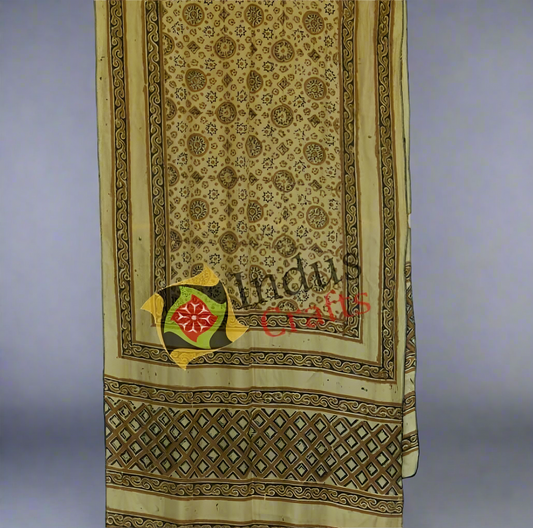 𝗛𝗮𝗻𝗱 𝗕𝗹𝗼𝗰𝗸-𝗣𝗿𝗶𝗻𝘁𝗲𝗱 𝗧𝗿𝗮𝗱𝗶𝘁𝗶𝗼𝗻𝗮𝗹 𝗗𝘂𝗽𝗮𝘁𝘁𝗮 – 𝗜𝗻𝘀𝗽𝗶𝗿𝗲𝗱 𝗯𝘆 𝗔𝗷𝗿𝗮𝗸 𝗣𝗮𝘁𝘁𝗲𝗿𝗻𝘀