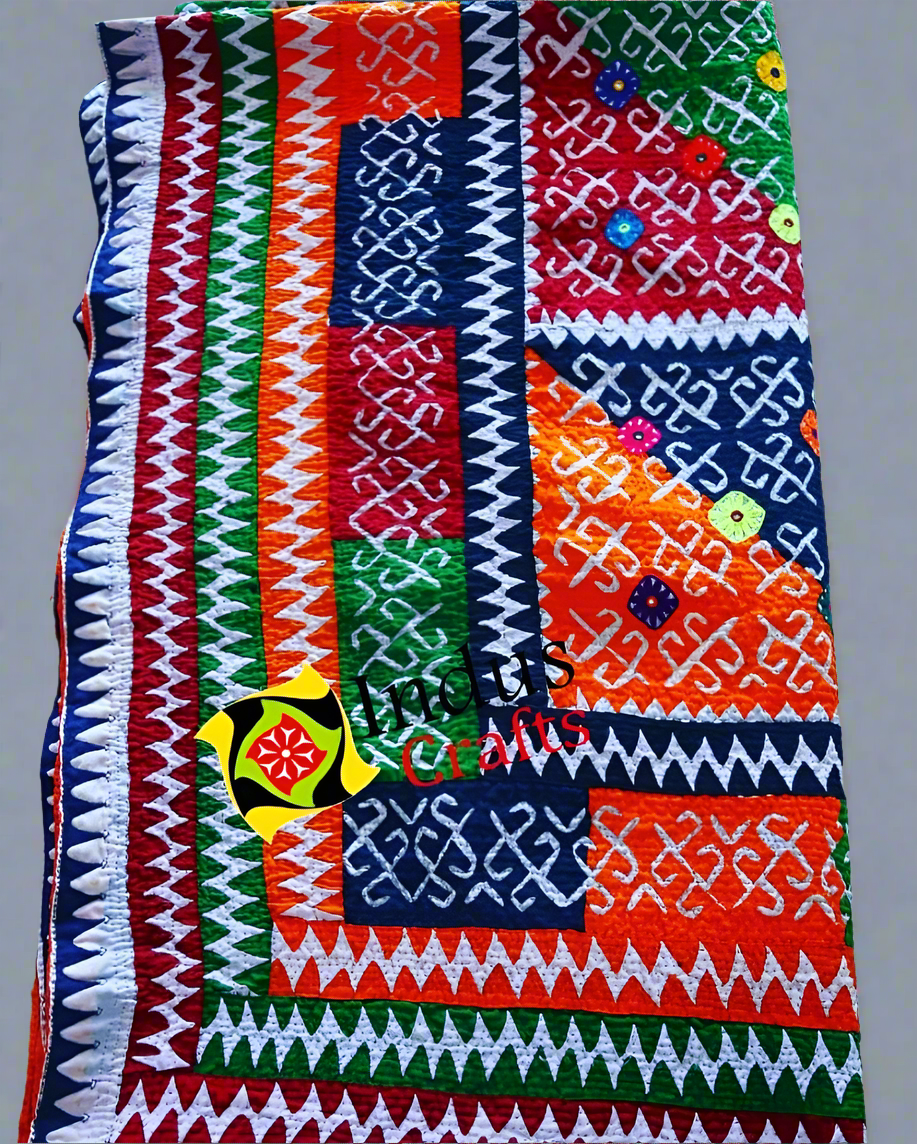 𝗛𝗮𝗻𝗱𝗰𝗿𝗮𝗳𝘁𝗲𝗱 𝗥𝗶𝗹𝗹𝗶 𝘄𝗶𝘁𝗵 𝗘𝗺𝗯𝗲𝗹𝗹𝗶𝘀𝗵𝗺𝗲𝗻𝘁𝘀