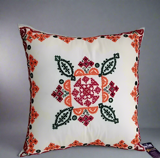 𝗪𝗵𝗶𝘁𝗲 𝗖𝘂𝘀𝗵𝗶𝗼𝗻 𝘄𝗶𝘁𝗵 𝗠𝘂𝗹𝘁𝗶𝗰𝗼𝗹𝗼𝗿𝗲𝗱 𝗘𝗺𝗯𝗿𝗼𝗶𝗱𝗲𝗿𝘆