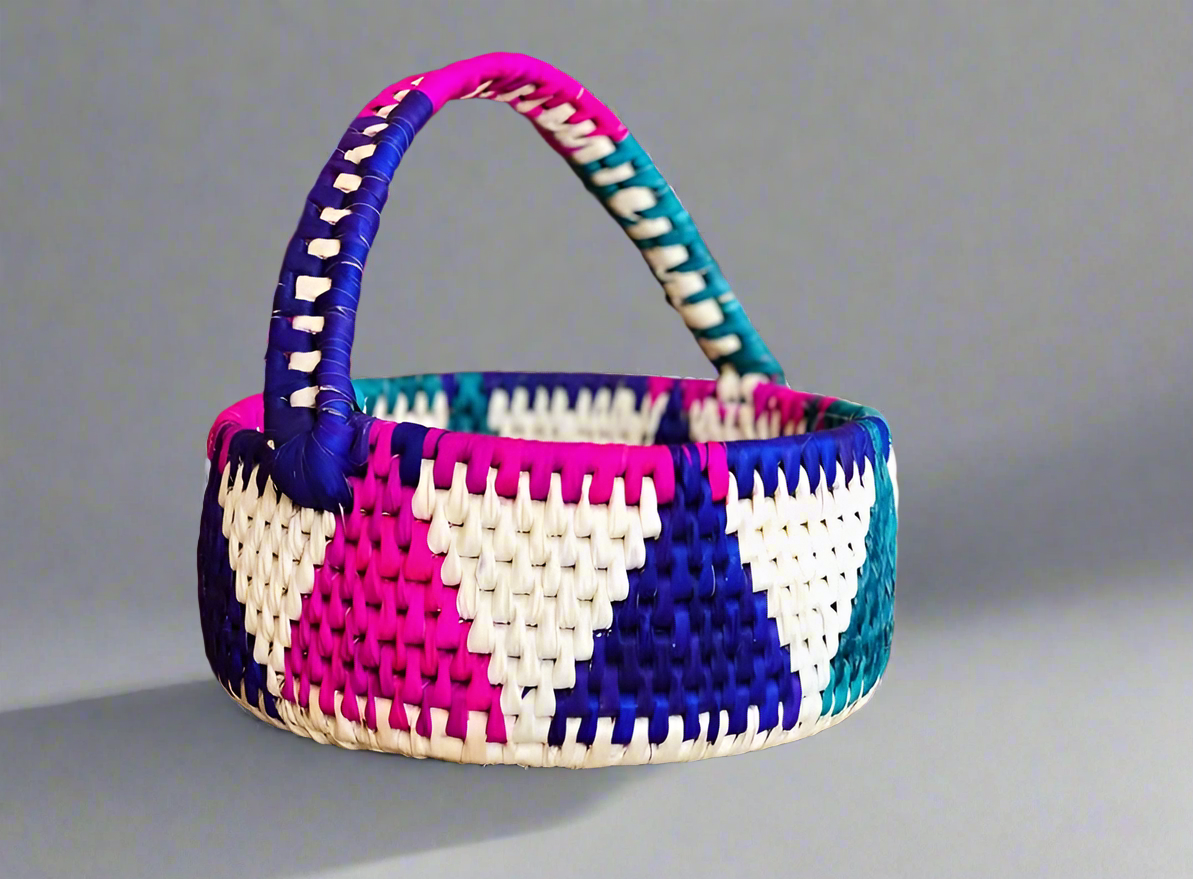 𝗛𝗮𝗻𝗱𝘄𝗼𝘃𝗲𝗻 𝗖𝗼𝗹𝗼𝗿𝗳𝘂𝗹 𝗕𝗮𝘀𝗸𝗲𝘁