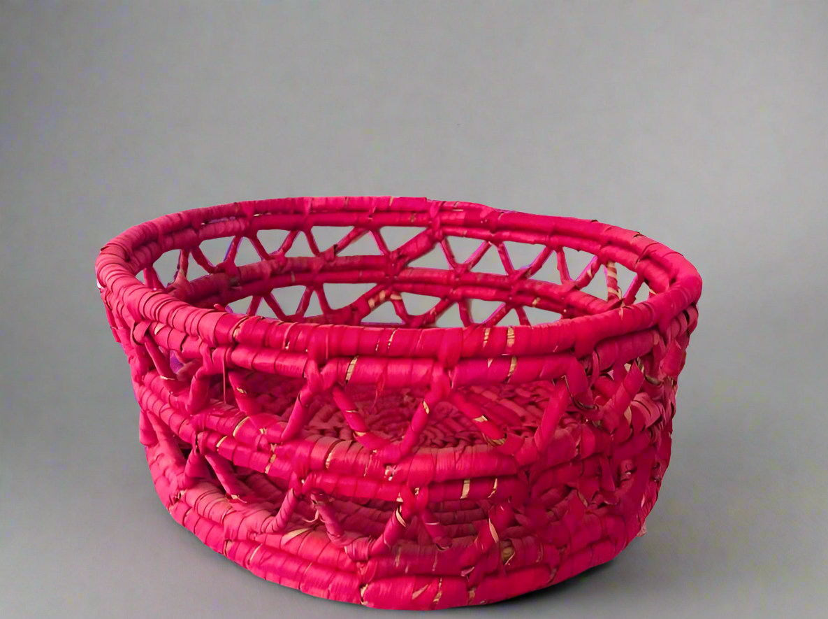 𝗛𝗮𝗻𝗱𝗰𝗿𝗮𝗳𝘁𝗲𝗱 𝗣𝗶𝗻𝗸 𝗪𝗼𝘃𝗲𝗻 𝗙𝗿𝘂𝗶𝘁 𝗕𝗮𝘀𝗸𝗲𝘁