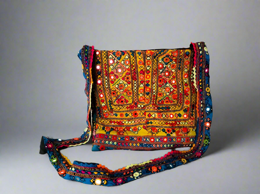 𝗠𝗶𝗿𝗿𝗼𝗿-𝗪𝗼𝗿𝗸 𝗘𝗺𝗯𝗿𝗼𝗶𝗱𝗲𝗿𝗲𝗱 𝗦𝗵𝗼𝘂𝗹𝗱𝗲𝗿 𝗕𝗮𝗴