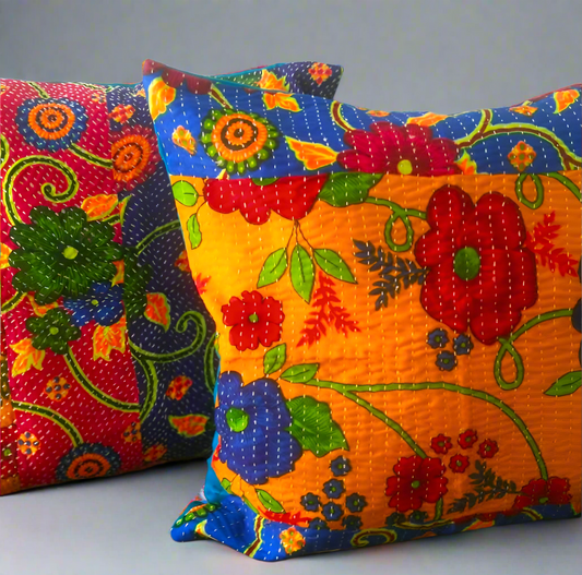 𝗛𝗮𝗻𝗱𝗰𝗿𝗮𝗳𝘁𝗲𝗱 𝗙𝗹𝗼𝗿𝗮𝗹 𝗧𝗵𝗿𝗼𝘄 𝗖𝘂𝘀𝗵𝗶𝗼𝗻 𝗦𝗲𝘁 𝗢𝗳 𝟮 – 𝗤𝘂𝗶𝗹𝘁𝗲𝗱 𝗧𝗲𝘅𝘁𝗶𝗹𝗲 𝗔𝗿𝘁