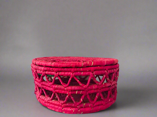 𝗛𝗮𝗻𝗱𝗰𝗿𝗮𝗳𝘁𝗲𝗱 𝗣𝗶𝗻𝗸 𝗪𝗼𝘃𝗲𝗻 𝗙𝗿𝘂𝗶𝘁 𝗕𝗮𝘀𝗸𝗲𝘁