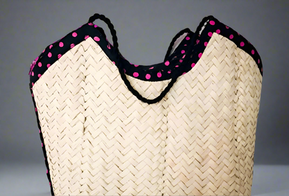 𝗧𝗿𝗮𝗱𝗶𝘁𝗶𝗼𝗻𝗮𝗹 𝗛𝗮𝗻𝗱𝘄𝗼𝘃𝗲𝗻 𝗣𝘂𝗿𝘀𝗲