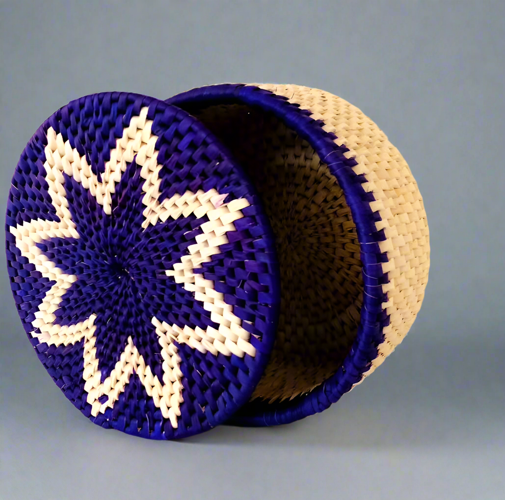 𝗘𝗹𝗲𝗴𝗮𝗻𝘁 𝗛𝗮𝗻𝗱𝘄𝗼𝘃𝗲𝗻 𝗗𝗮𝘁𝗲 𝗣𝗮𝗹𝗺 𝗟𝗲𝗮𝗳 𝗛𝗼𝘁-𝗣𝗼𝘁