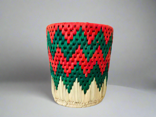 𝗛𝗮𝗻𝗱𝘄𝗼𝘃𝗲𝗻 𝗧𝗿𝗮𝗱𝗶𝘁𝗶𝗼𝗻𝗮𝗹 𝗕𝗮𝘀𝗸𝗲𝘁