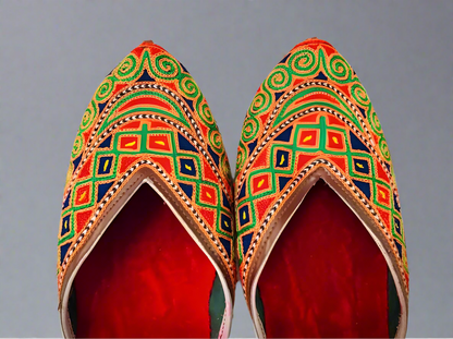 𝗛𝗮𝗻𝗱𝗺𝗮𝗱𝗲 𝗘𝗺𝗯𝗿𝗼𝗶𝗱𝗲𝗿𝗲𝗱 𝗞𝗵𝘂𝘀𝘀𝗮